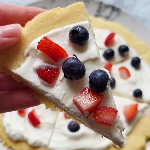 dessert fruit pizza